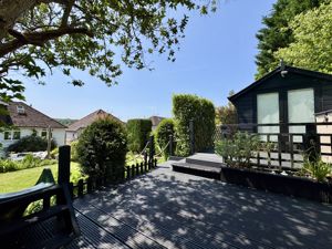 Photo 22- click for photo gallery